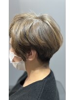 ジールヘアー(GIIL HAIR)&nbsp;アシンメトリーショートスタイル