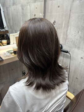 アリアバイエクラート 新宿南口店(ARiA by ECLART) オリーブベージュ/オリーブカラー/ベージュ