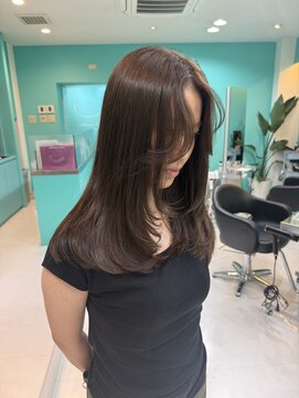 ユー イケブクロ(u Ikebukuro) レイヤーカット/顔周りレイヤースタイル