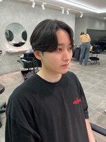 ジーニー 千葉(GENiE)&nbsp;ウルフ／センターパート／カルマパーマ／山本うらら