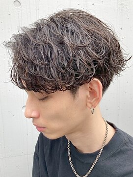 デプト(DEPT.) 波巻きパーマシャドウパーマツイストパーマメンズカット佐賀眉毛