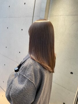 ロウ 町田(ROW) 働く大人女性の為のカット×カラー【ROW町田】