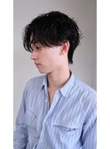メンズナチュラル　前下がり　センターパート