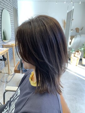 ソレイユ(soleil.) 暗髪グレージュ×レイヤー