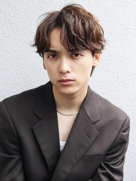 デラ バイ アフロート(DELA by afloat) センターパート/韓国風ヘア/ナチュラルイケメン/大人カジュアル