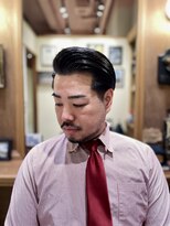 フォーコーナーズ(Four Corners)&nbsp;大人スキンフェードツーブロック刈り上げマンバン30代40代