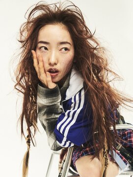 ユイツ ユイツコレクション2025 S/S