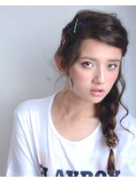 ミラバイグリーン(Mira by green)&nbsp;クセ毛風』×『編み込み』×『遅れ毛arrange』-long-#C01