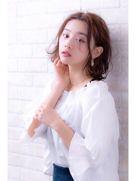 エルデ ナインズ ヘアー スタンド 川口店(elde 9's HAIR STAND) 3Dカラーミニマムボブジグザグバングモードノットヘア