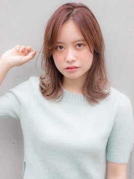 ルティア 池袋(Lutia) 外ハネショートヘア