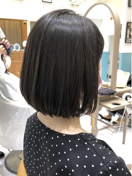 ロンド レグリーズ 立川(Lond leglise) 簡単スタイリング/アッシュブラウン/大人ボブ〈深味信也〉