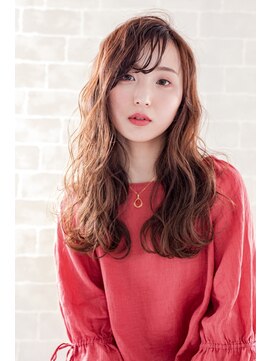 ルチオ(Lucio) 王道ロングスタイル