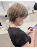 アンダーバーホワイト 芦屋店(_WHITE)&nbsp;大人可愛い20代30代40代インナーカラー小顔ウルフレイヤーボブ