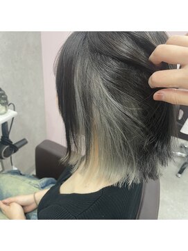 アン ブリーチ 大宮駅東口店(UN BLEACH) インナーホワイトカラー♪