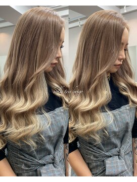 エミーバイモアムー(Emmie byMoremuu) ［南越谷YU-TA］ミルクティーベージュ