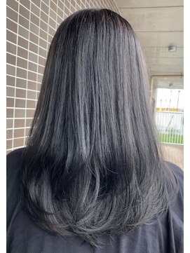 ヴィアスヘアー(vias hair) 透明感アッシュカラー×レイヤー