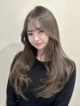 ユニコ(unico) 韓国風/レイヤー/小顔/前髪カット/髪質改善/グレージュ/透明感