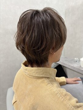 ロウ 札幌(ROW) 赤み消しベージュカラーニュアンスウェーブ｜札幌大通個室サロン