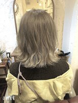 ルミエ ヘアサロン 経堂店(Lumie hair salon)&nbsp;外ハネオリーブベージュ