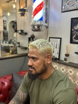 ラムール&nbsp;ホワイトブリーチミドルフェード