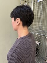 ウタ&nbsp;men'sセンターパート ［大通/メンズ/眉毛/メンズカット］