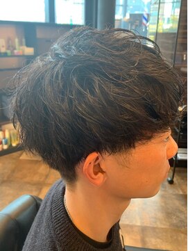 グリーディーフォックス 代々木(Greedy FOX) かき上げヘア/サイドパート/韓国マッシュ/フェードカット/代々木