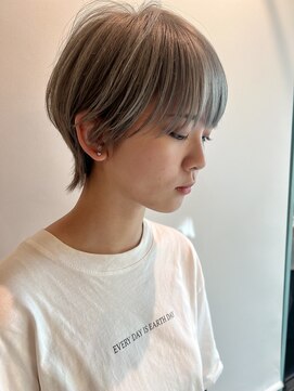 ロンドフルール 大宮東口(Lond fleur) くびれ丸みショートボブウルフ　ミルクティーベージュ