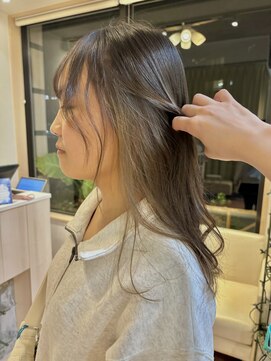 ハイマインド(HIGH MIND) 透明感！！ベージュ系イヤリングカラー！！