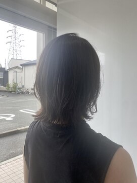 ヨロ(YoLo.) グレージュ　担当川角