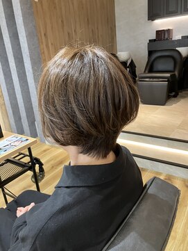 アフィネ ヘアライフデザイン(Affiner HAIR LIFE DESIGN) 丸み白髪ぼかしベージュ