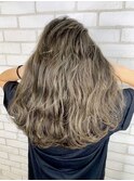 セミウェットウェーブ♪ 大人グレージュ