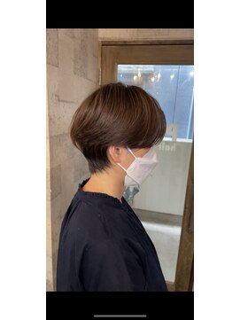 プラグ ヘアーデザイン 大名店(PLUG hair design) ショートボブ/ショートヘア/脱白髪染め/白髪ぼかし/髪質改善