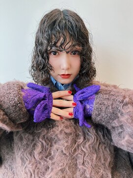 ホロ(hollo) マッシュショートパーマプードルパーマ