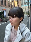 ダークアッシュで艶感丸みマッシュショート UiiC 中平鮎歌