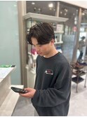 ラフなのにキマる◎ニュアンスパーマ×センターパート