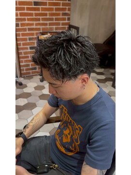 シェノン オム 梅田(CHAINON HOMME) MEN'S HAIR/スパイキーショート/ピンパーマ/アップバング
