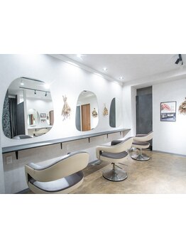 《栄/矢場町》マンツーマンサロン！プライベート空間で、周りを気にせずにお過ごしいただけます。