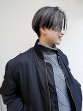 ジェコ ブラン(gecko. brun)&nbsp;かっこいいグレーショート/ハンサムショート/前下がりショート