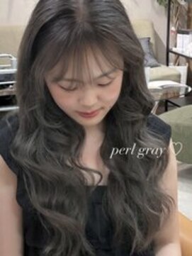 リサヘアーデザイン(RISA HAIR DESIGN) パールグレー