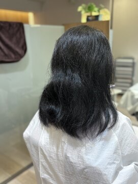 エル バイ ファースト(L by first) 【L by first】クセを抑えるショートボブ