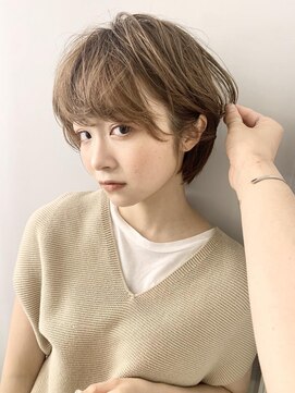 ネオリーブアイム 横浜西口店(Neolive aim) 大人かわいい小顔丸みのあるショートボブ 20代30代40代