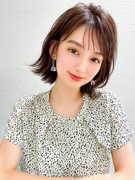 ラルユー 金山(LallYou) 美髪/ホワイトグレージュ/ネビージュ/大人かわいい/こなれミディ