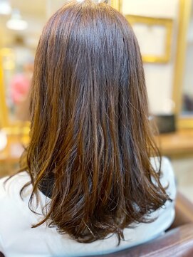 シオンヘアー(sion hair) 20代30代大人かわいい赤み消しチュラルロブヘアー美肌