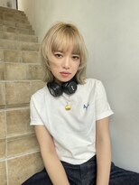 バズ(BUZZ) ホワイトベージュ