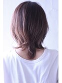 20代30代・軽めシャギーウルフ×Addicthy Color(Pale Beige)