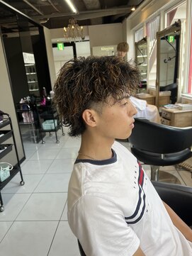 アイズ 海老名(AIZU) ツイストスパイラルパーマ ツイストパーマ スパイラルパーマ