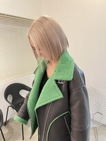 オンヌ(onnu)&nbsp;ホワイトベージュ 切りっぱなしボブ