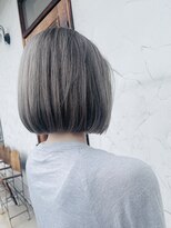 ニュウニュウ(NIU NIU)&nbsp;ボブ×シルバーベージュ