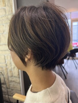 ビューエヒメ(VIEW EHIME) 小顔カットショートボブ大人可愛いアッシュオリーブ