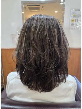 松本平太郎美容室 立川店 【立川　ミディアムレイヤー　ハイライト　30代40代50代60代◎】